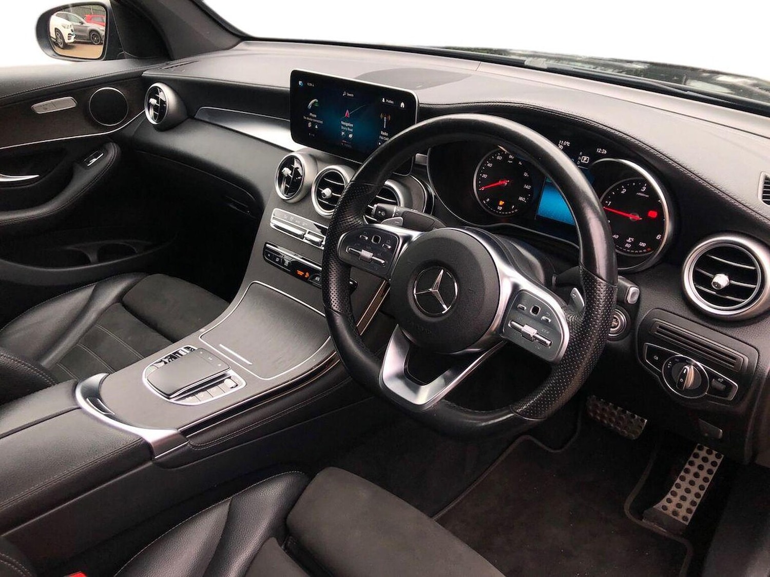 Used Mercedes-Benz GLC 2019 for sale - 76357852: Photo 15