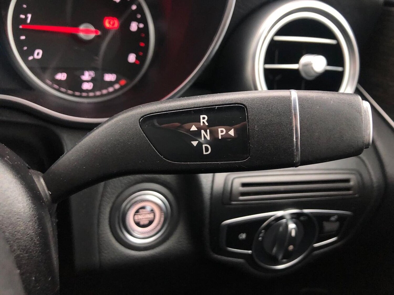Used Mercedes-Benz GLC 2019 for sale - 76357852: Photo 29