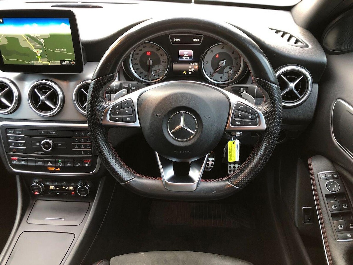 Used Mercedes-Benz GLA 2016 for sale - 76599276: Photo 9