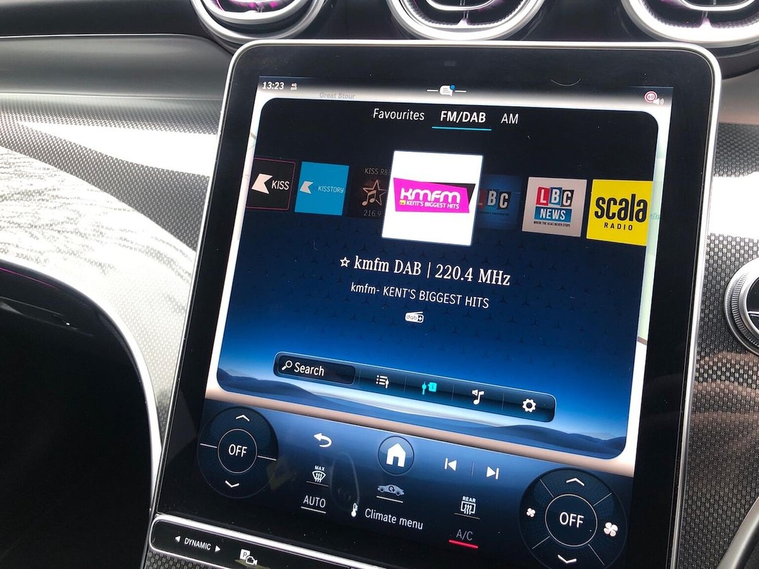 Used Mercedes-Benz GLC 2024 for sale - 76924560: Photo 25