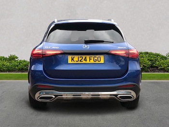 Used Mercedes-Benz GLC 2024 for sale - 76924560: Photo