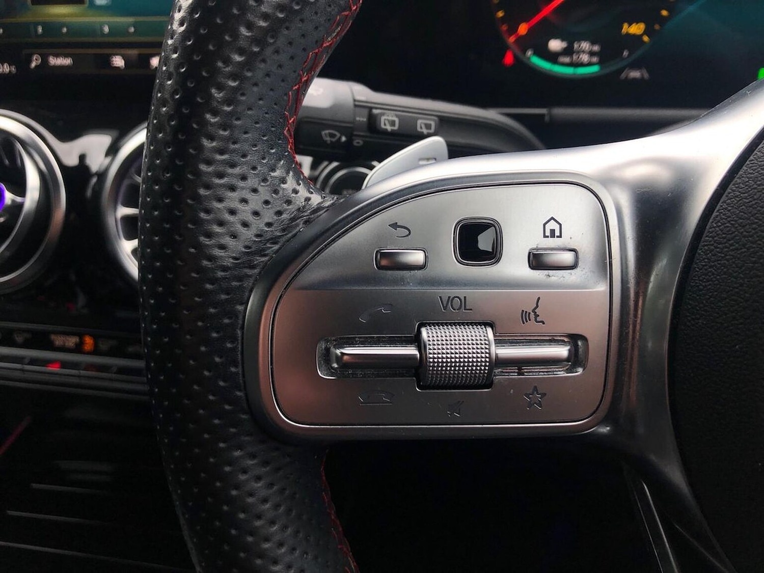 Used Mercedes-Benz EQA 2021 for sale - 76924564: Photo 26