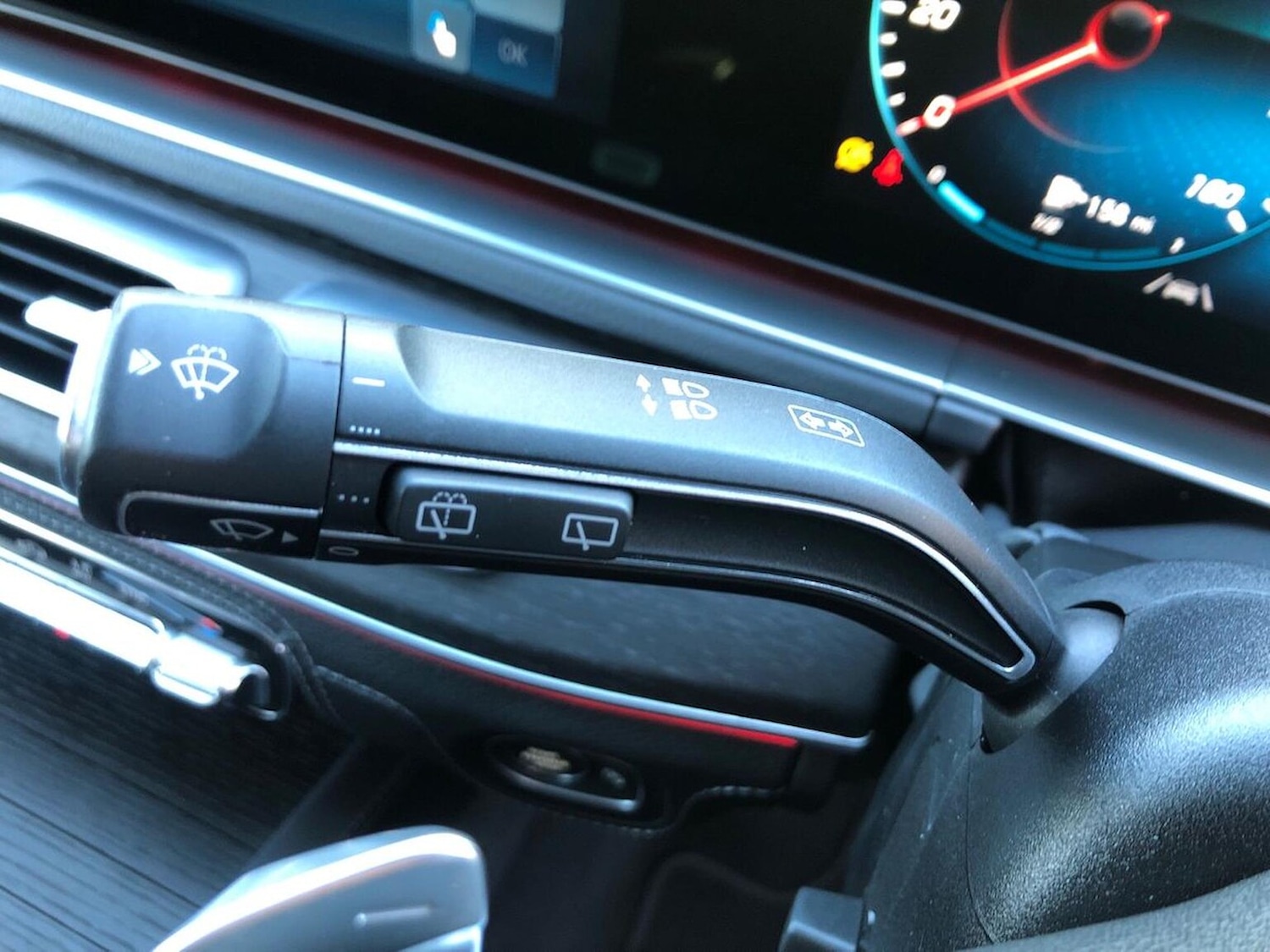 Used Mercedes-Benz GLE 2023 for sale - 76699480: Photo 28