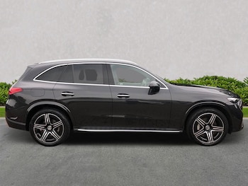 Used Mercedes-Benz GLC 2024 for sale - 75575542: Photo