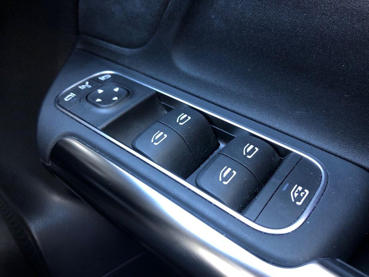 Used Mercedes-Benz EQA 2021 for sale - 76518598: Photo 23