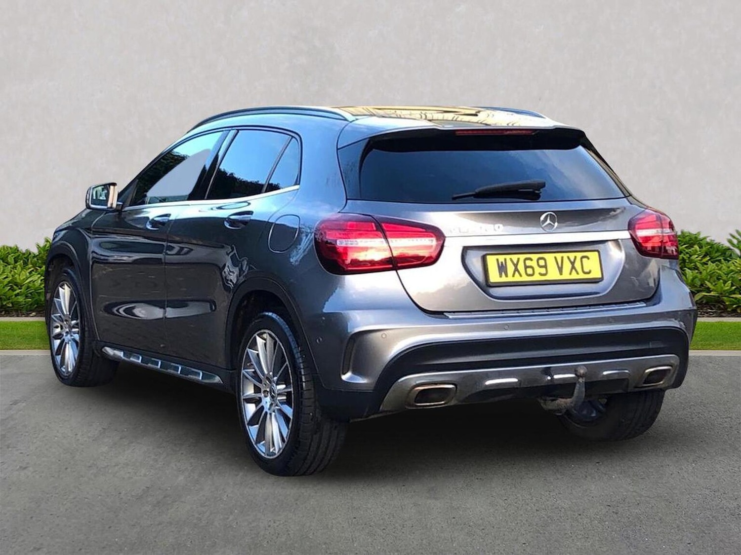 Used Mercedes-Benz GLA 2019 for sale - 76628109: Photo 2
