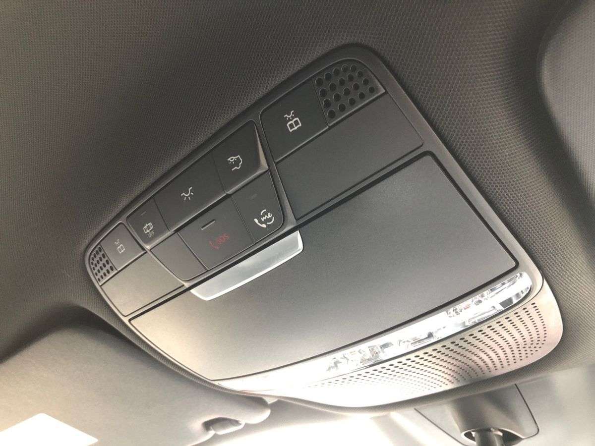 Used Mercedes-Benz EQC 2023 for sale - 78098347: Photo 17