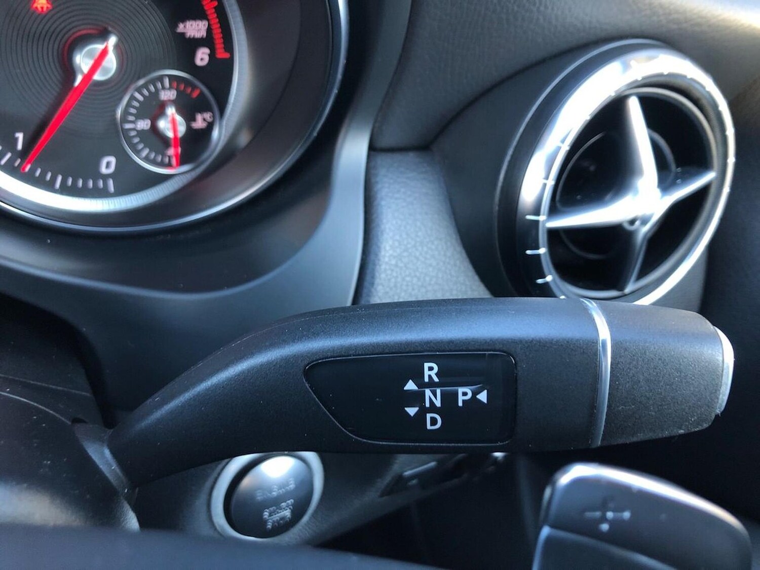 Used Mercedes-Benz CLA 2018 for sale - 76628098: Photo 30