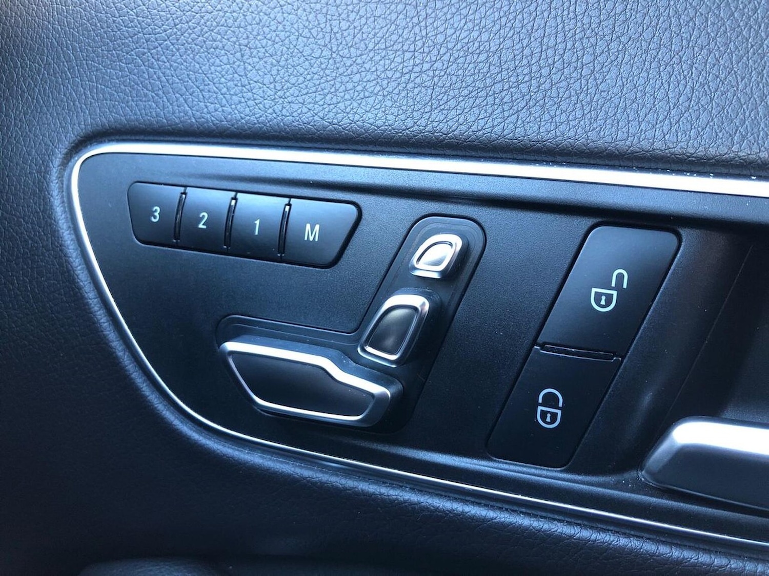 Used Mercedes-Benz CLA 2018 for sale - 76628098: Photo 31