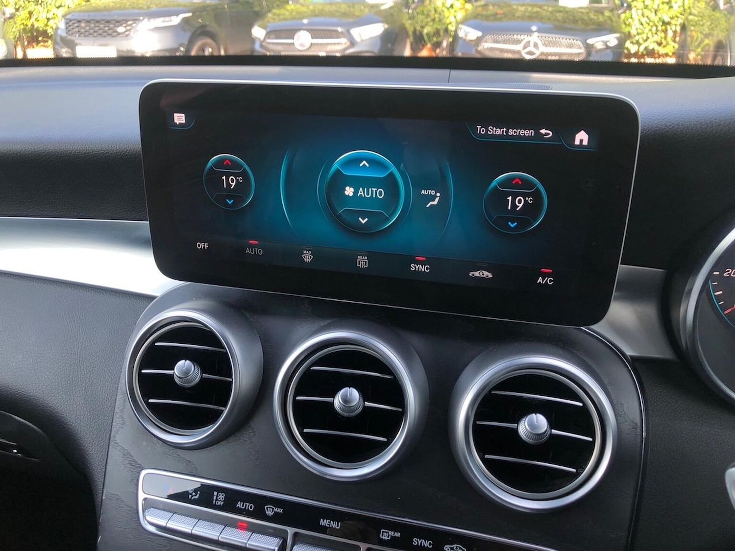 Used Mercedes-Benz GLC 2020 for sale - 76164820: Photo 12