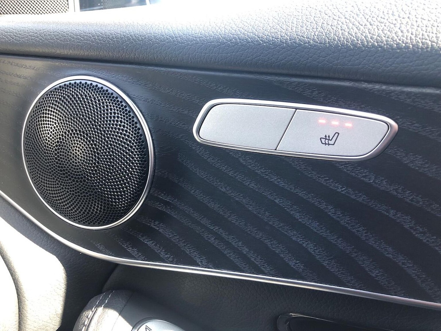 Used Mercedes-Benz GLC 2020 for sale - 76164820: Photo 30