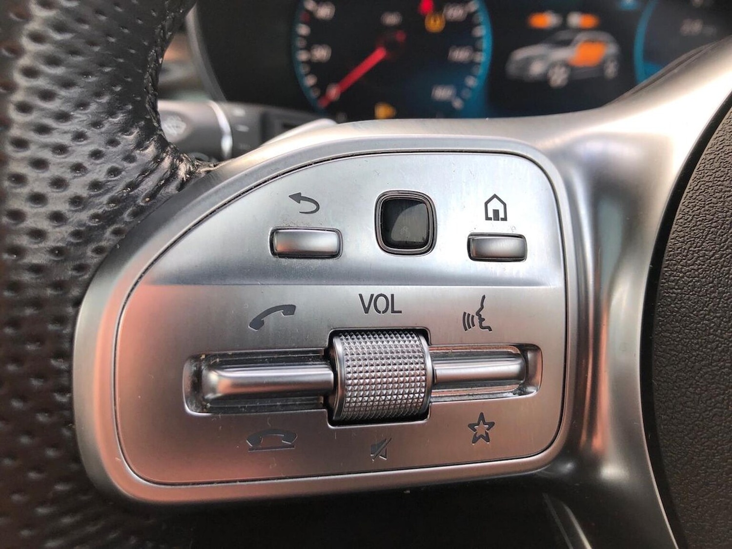 Used Mercedes-Benz GLC 2021 for sale - 76374353: Photo 26
