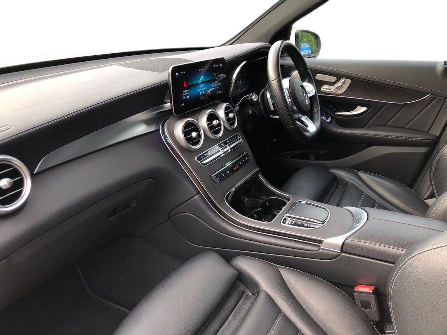 Used Mercedes-Benz GLC 2021 for sale - 76374353: Photo 7