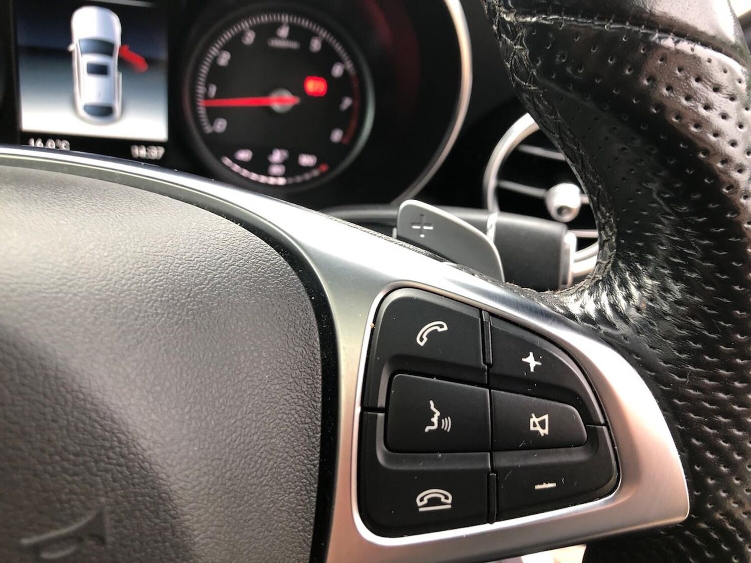 Used Mercedes-Benz GLC 2019 for sale - 76554215: Photo 27