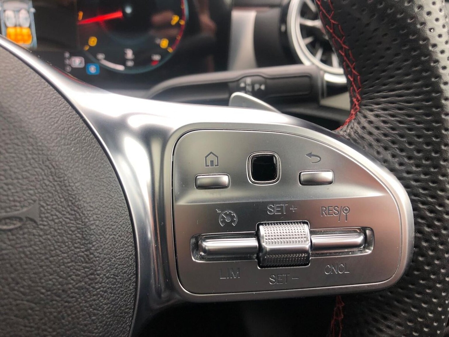 Used Mercedes-Benz CLA 2023 for sale - 76170695: Photo 27