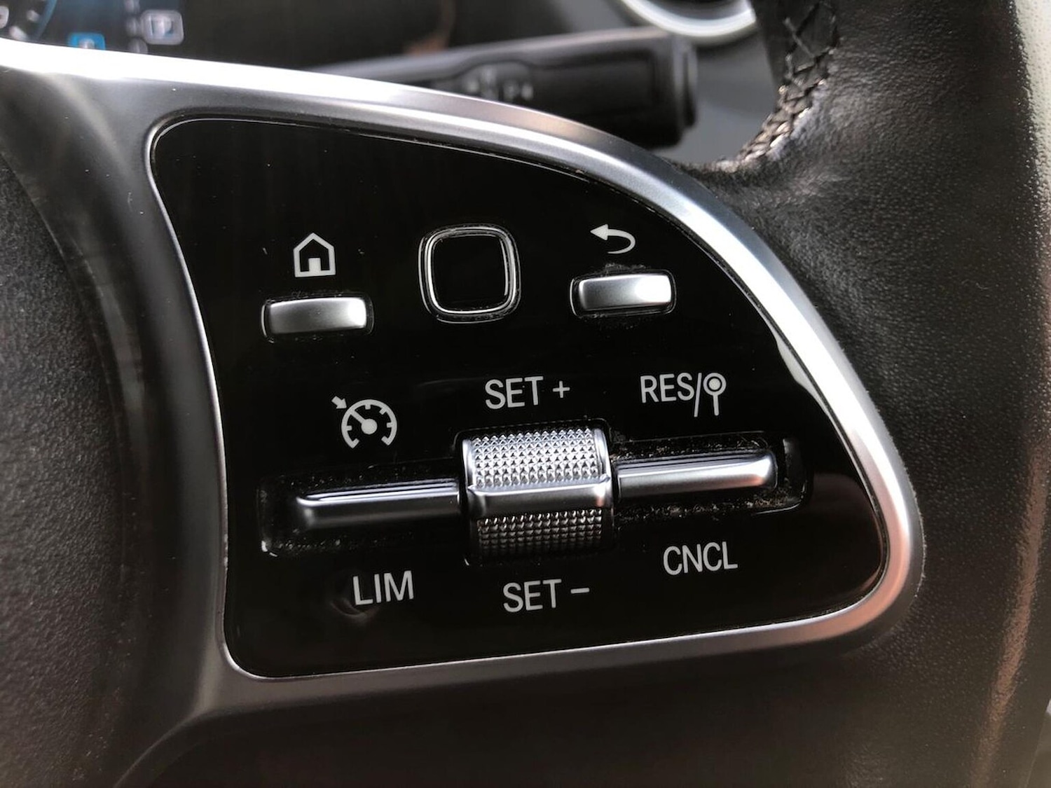 Used Mercedes-Benz GLA 2021 for sale - 76693380: Photo 27