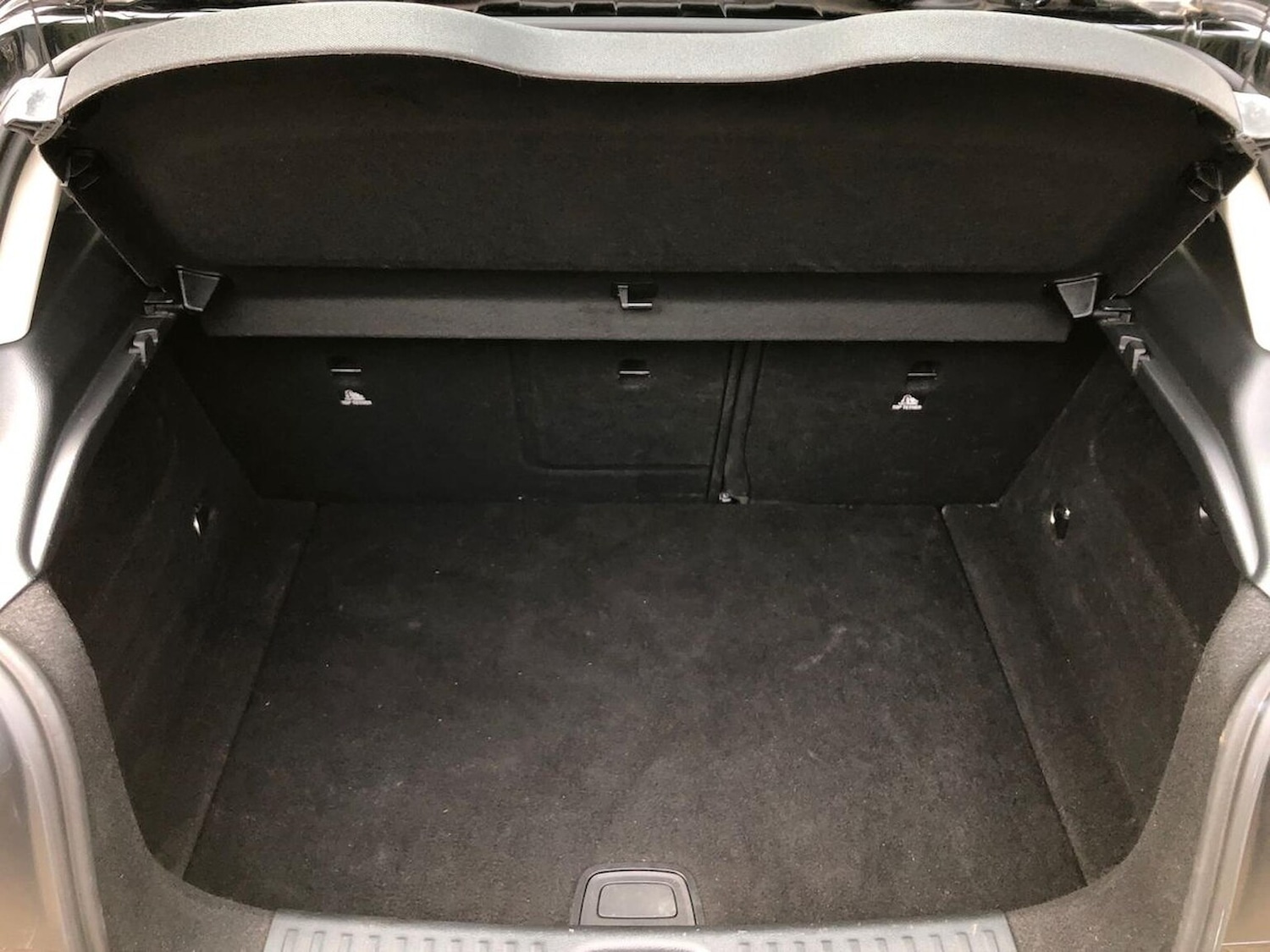 Used Mercedes-Benz A-Class 2018 for sale - 76924547: Photo 17