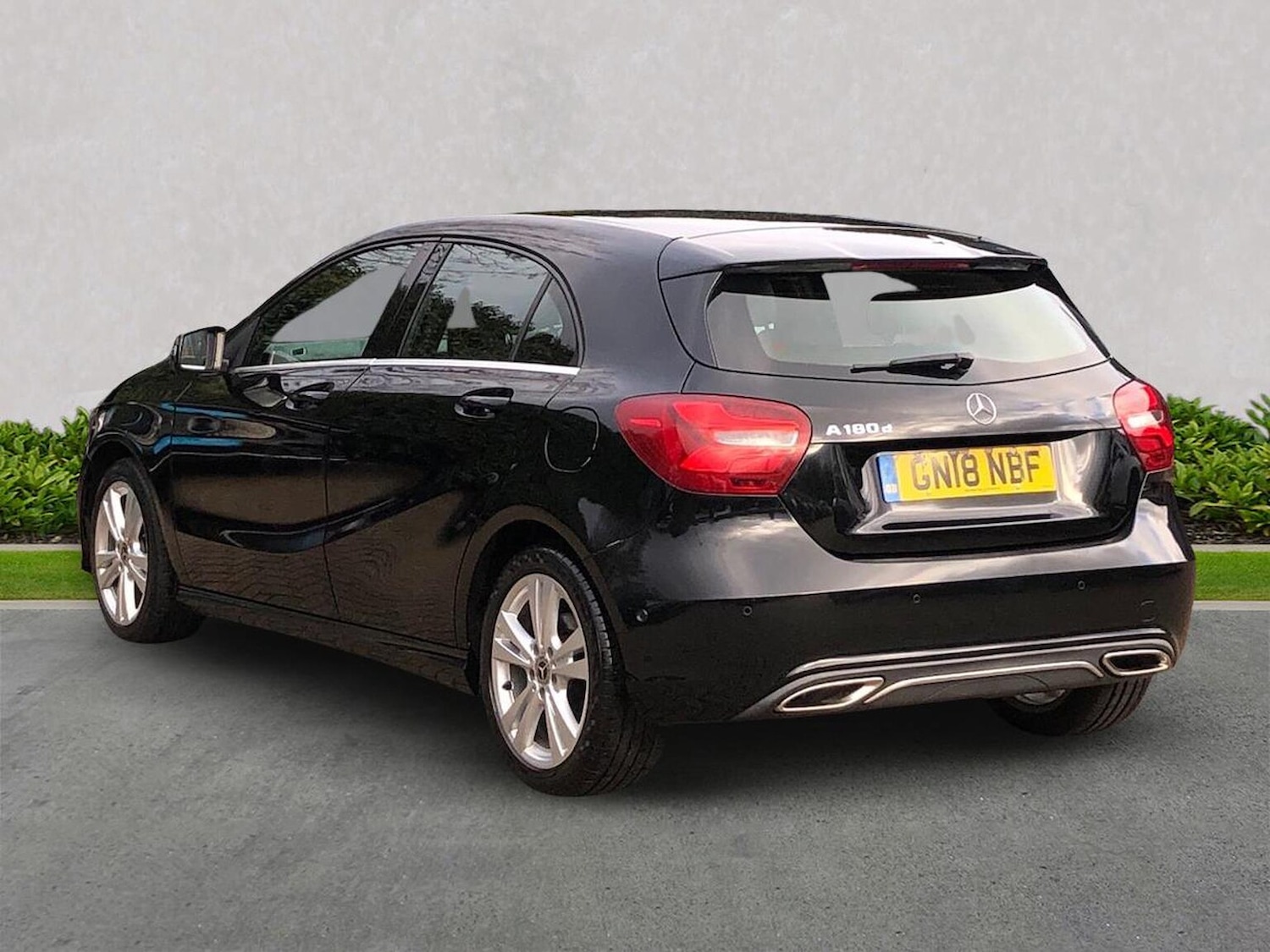 Used Mercedes-Benz A-Class 2018 for sale - 76924547: Photo 2