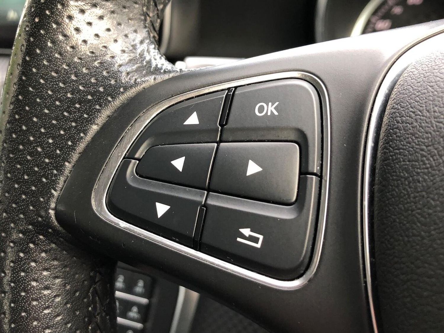 Used Mercedes-Benz A-Class 2018 for sale - 76924547: Photo 26