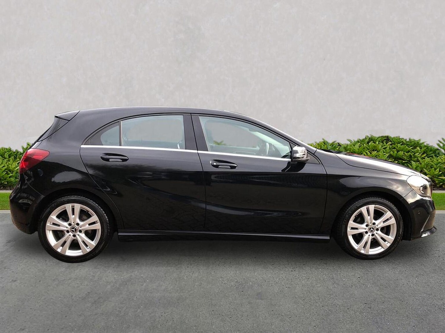 Used Mercedes-Benz A-Class 2018 for sale - 76924547: Photo 3