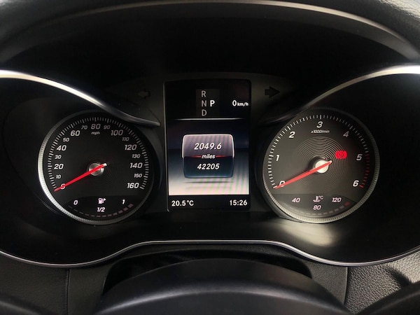 Used Mercedes-Benz GLC 2019 for sale - 76253660: Photo 10