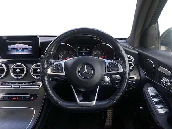 Used Mercedes-Benz GLC 2019 for sale - 76253660: Photo 9
