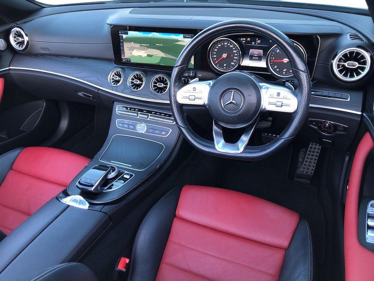 Used Mercedes-Benz E Class 2018 for sale - 76363421: Photo 15