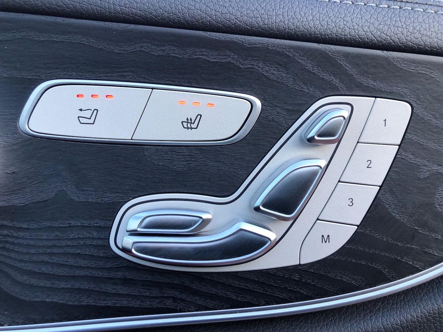 Used Mercedes-Benz E Class 2018 for sale - 76363421: Photo 30
