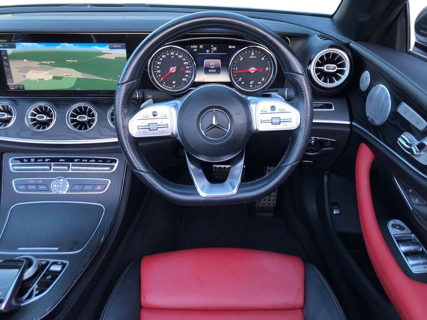 Used Mercedes-Benz E Class 2018 for sale - 76363421: Photo 9