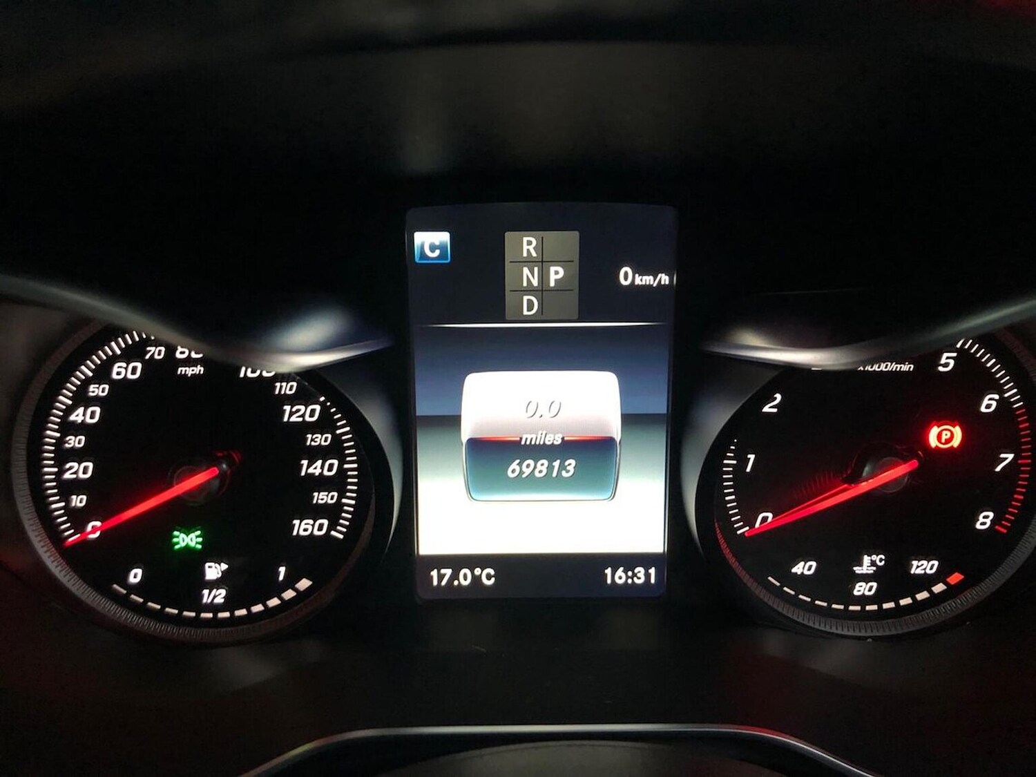 Used Mercedes-Benz GLC 2019 for sale - 76430812: Photo 10