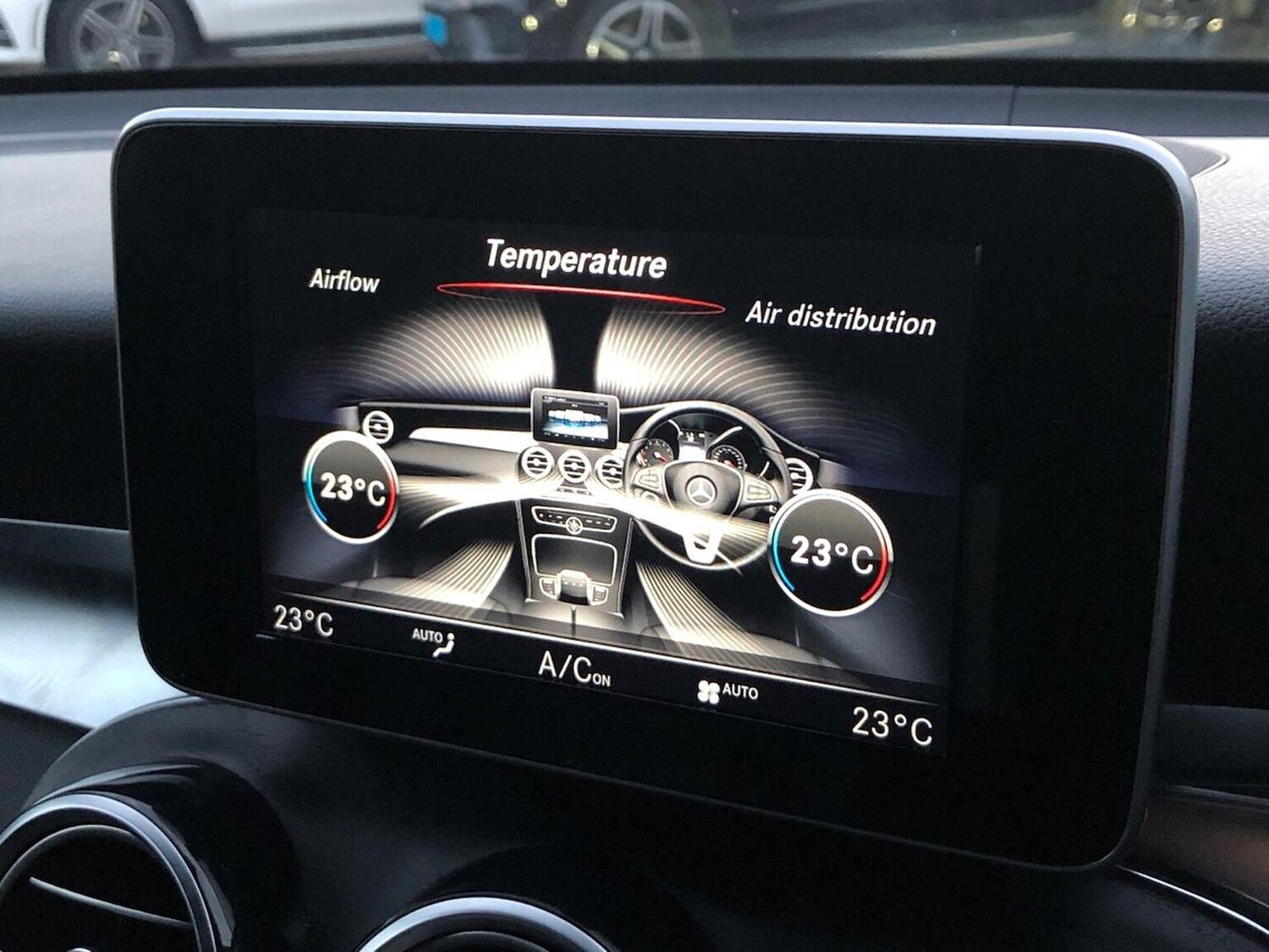 Used Mercedes-Benz GLC 2019 for sale - 76430812: Photo 12