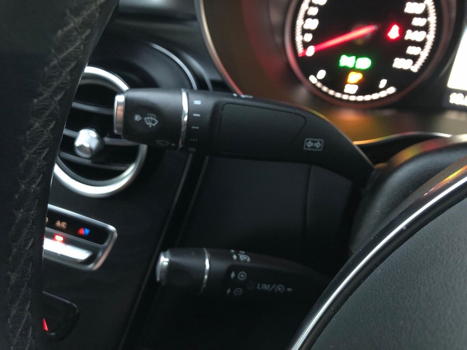 Used Mercedes-Benz GLC 2019 for sale - 76430812: Photo 28