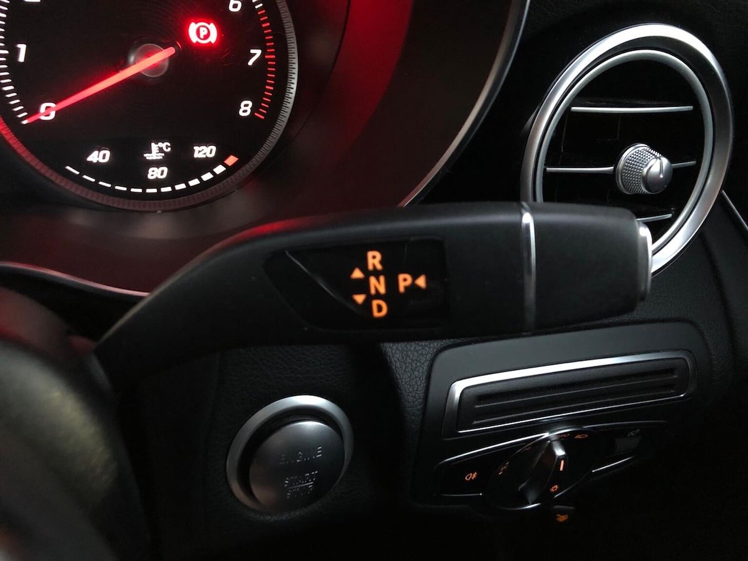 Used Mercedes-Benz GLC 2019 for sale - 76430812: Photo 29