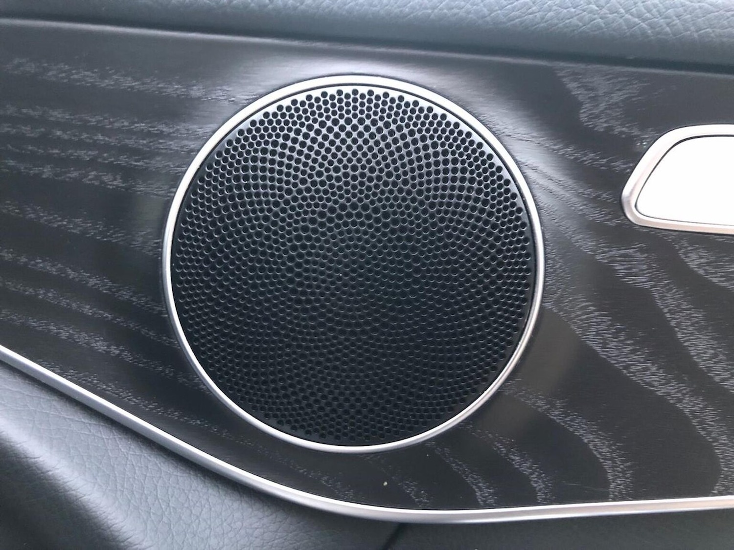 Used Mercedes-Benz GLC 2019 for sale - 76430812: Photo 31