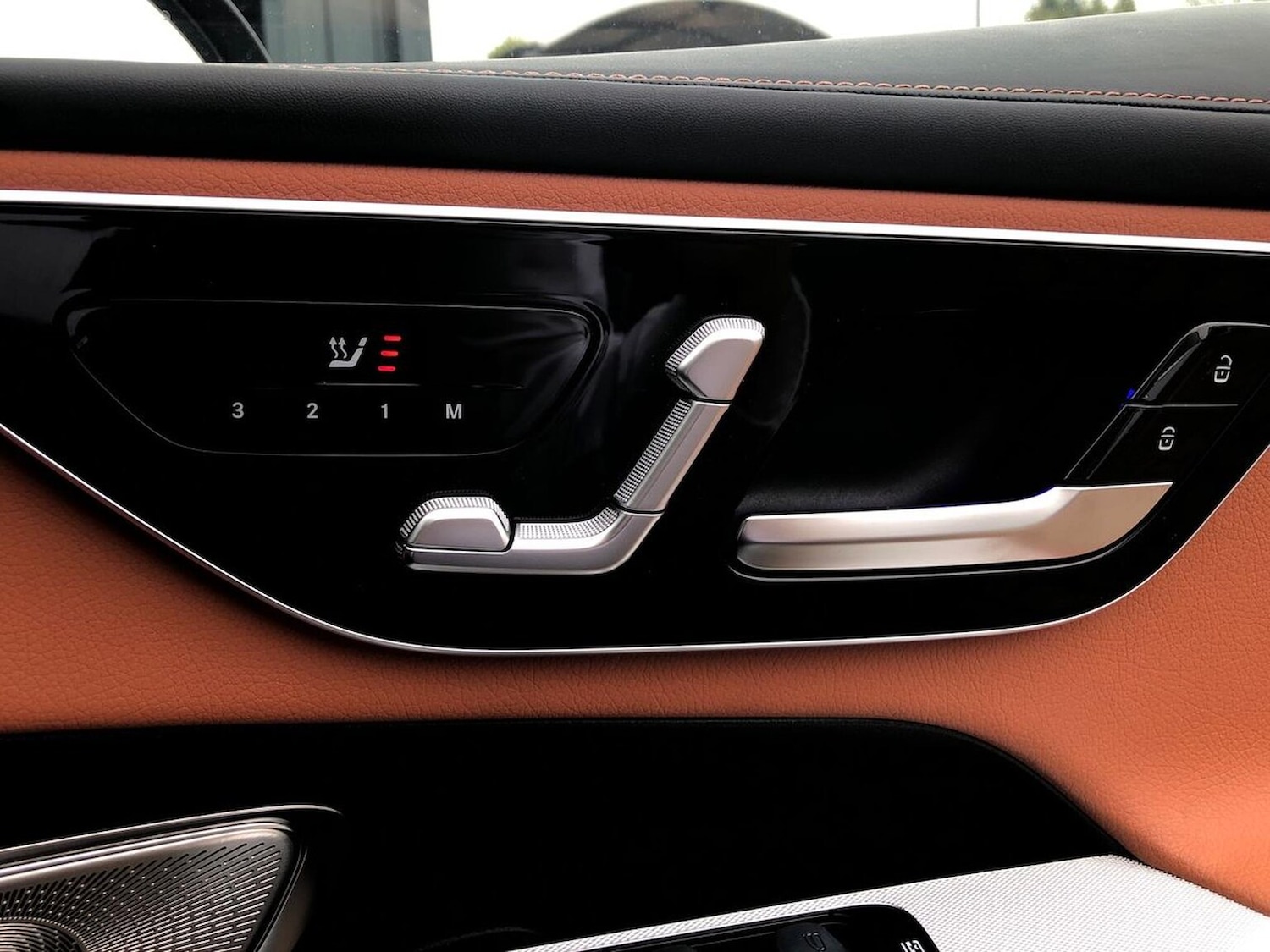 Used Mercedes-Benz GLC 2024 for sale - 76159481: Photo 30