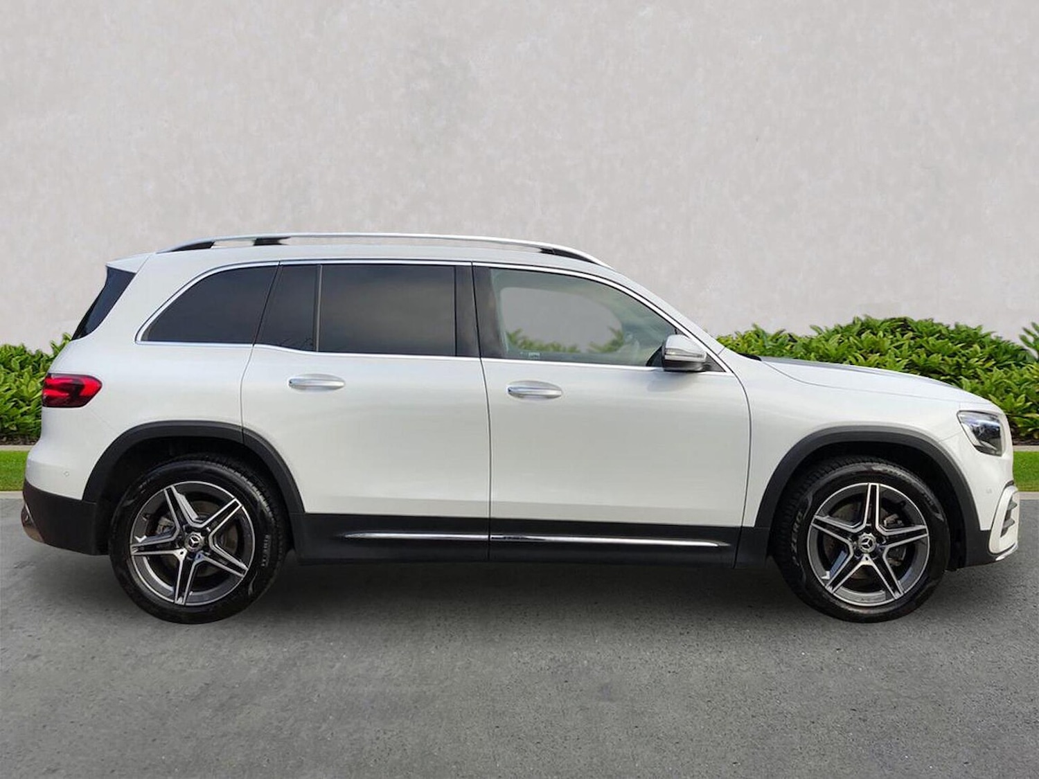 Used Mercedes-Benz GLB 2024 for sale - 76924556: Photo 3