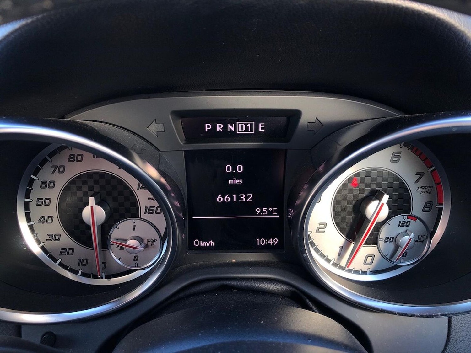 Used Mercedes-Benz SLK 2014 for sale - 76741064: Photo 10