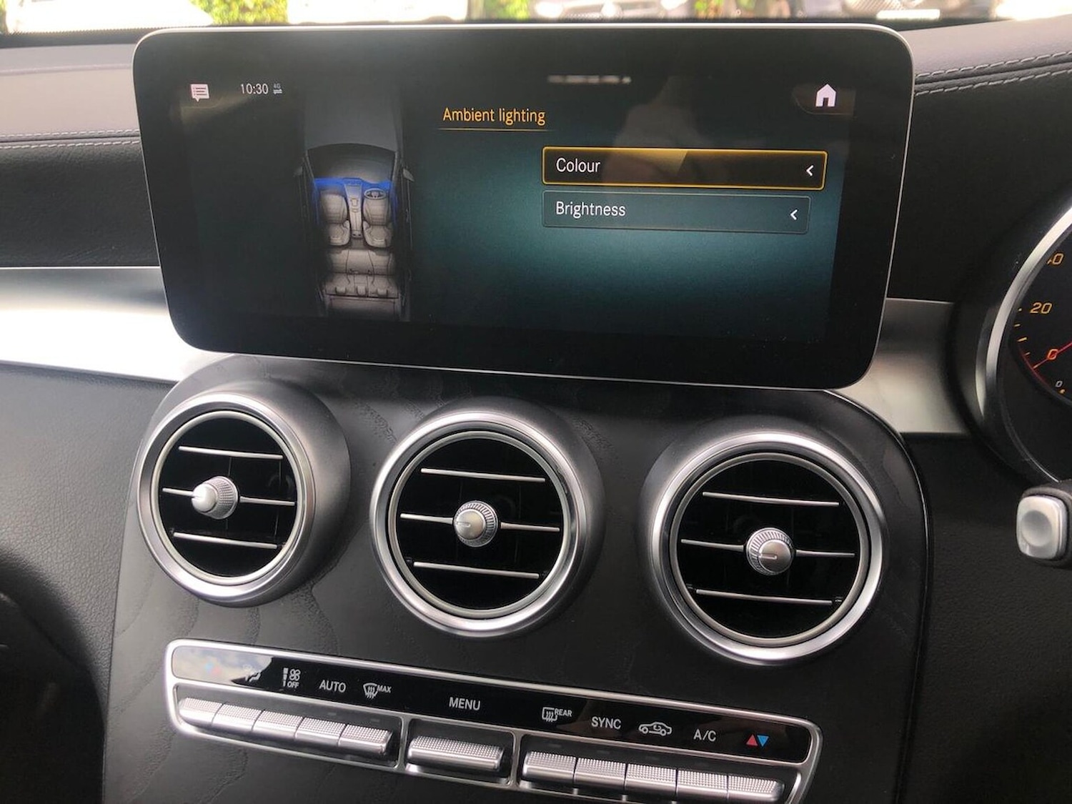 Used Mercedes-Benz GLC 2019 for sale - 76422313: Photo 12