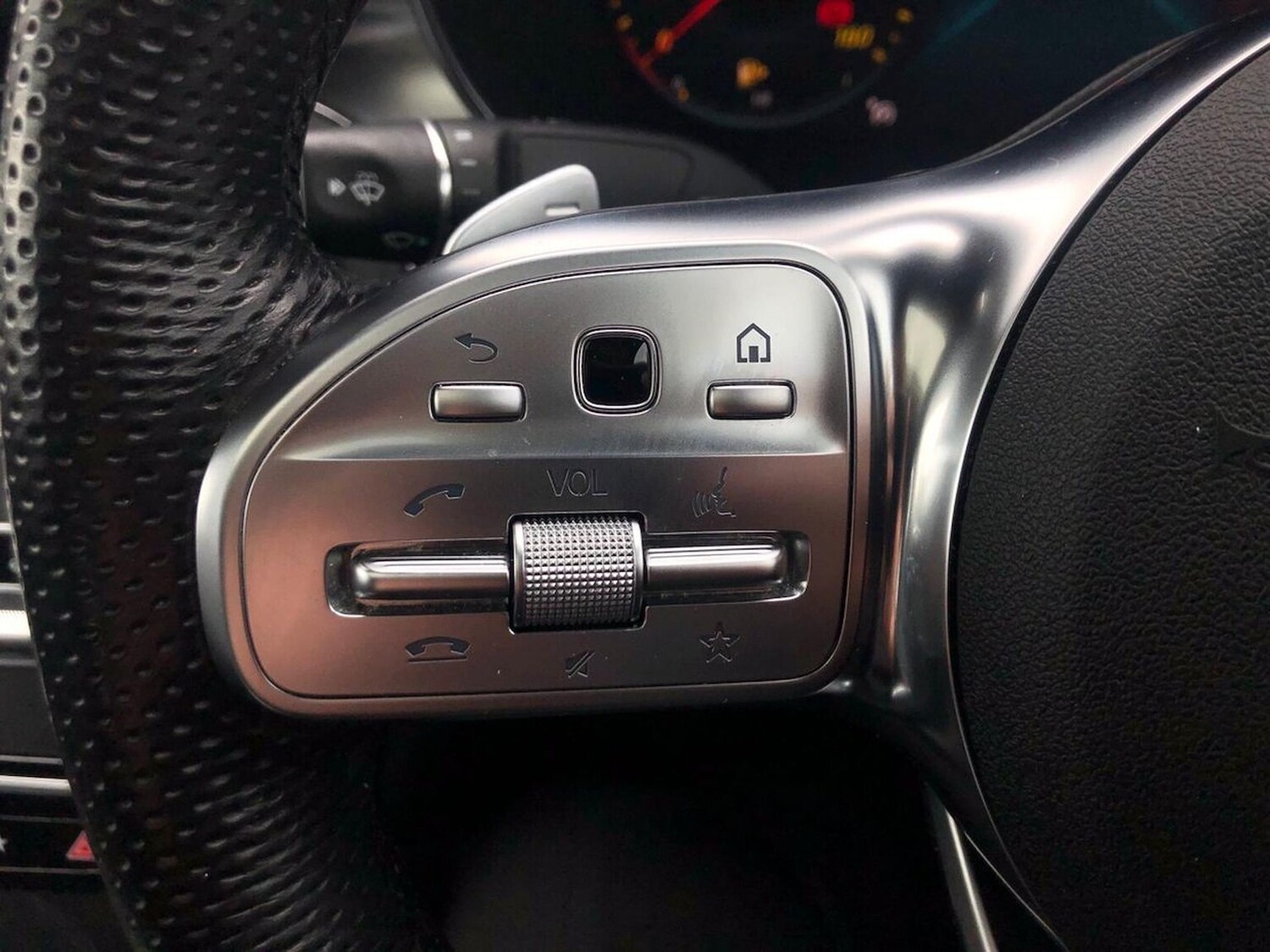 Used Mercedes-Benz GLC 2019 for sale - 76422313: Photo 26