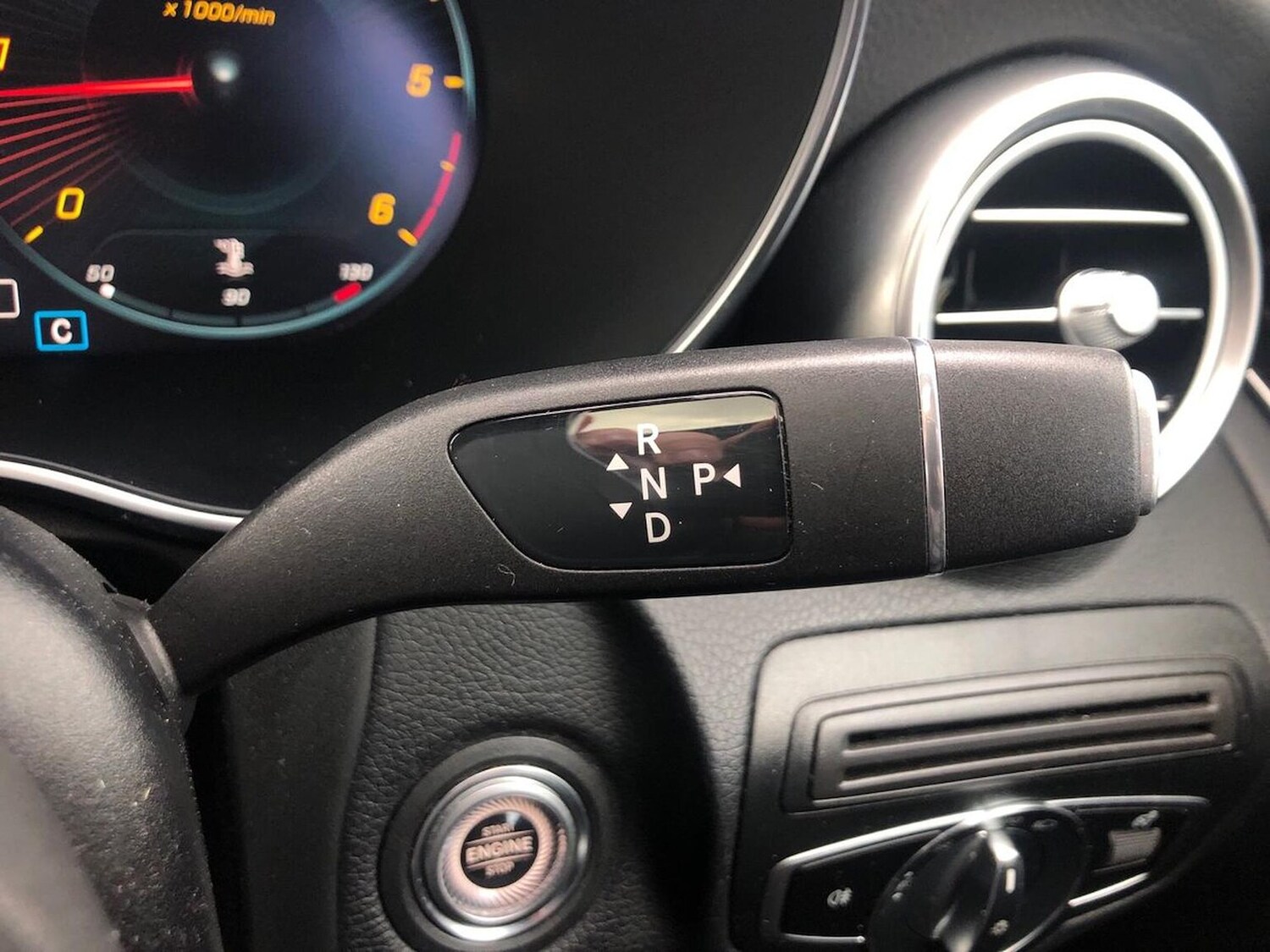 Used Mercedes-Benz GLC 2019 for sale - 76422313: Photo 29