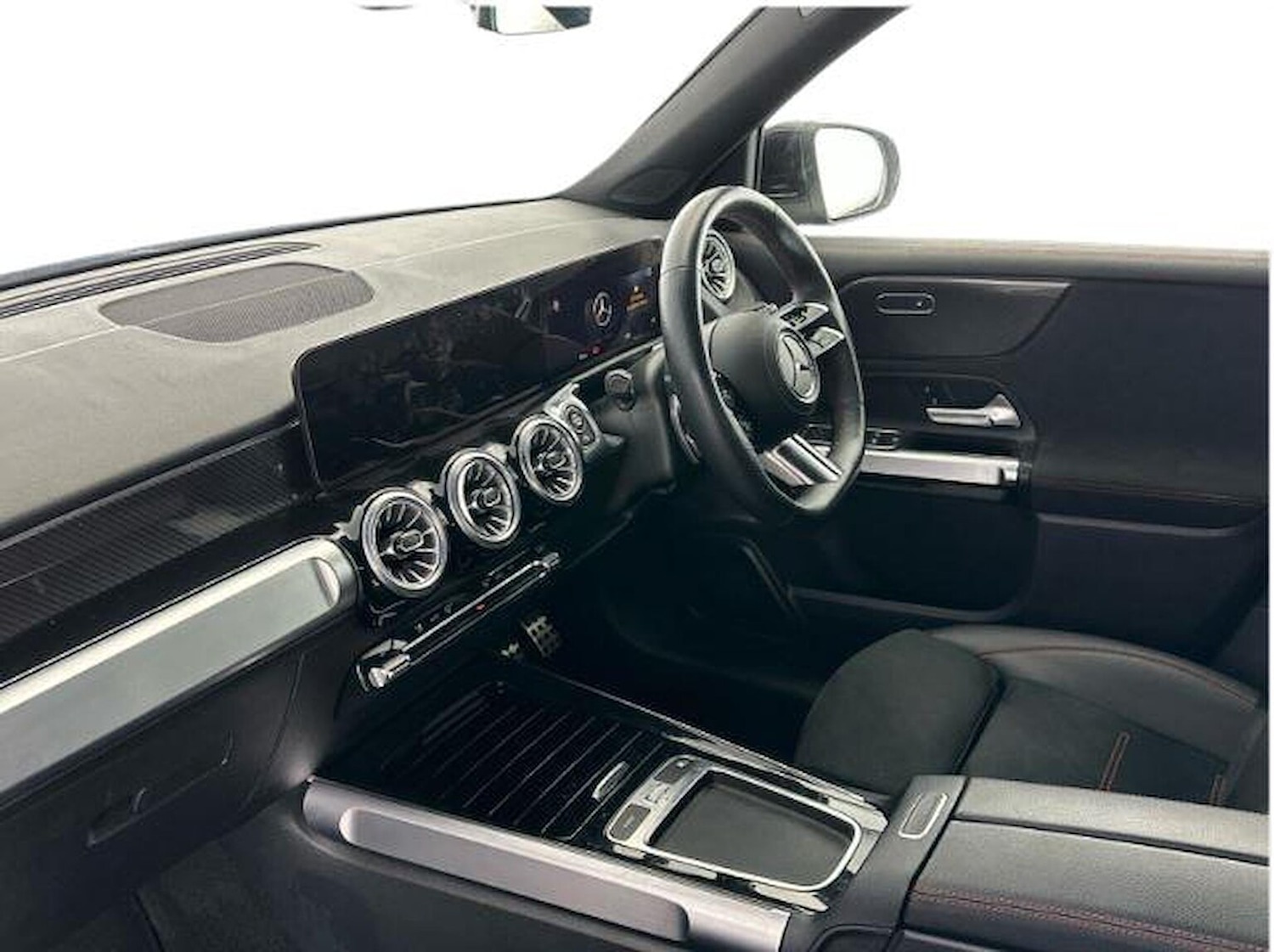 Used Mercedes-Benz GLB 2024 for sale - 76471023: Photo 6