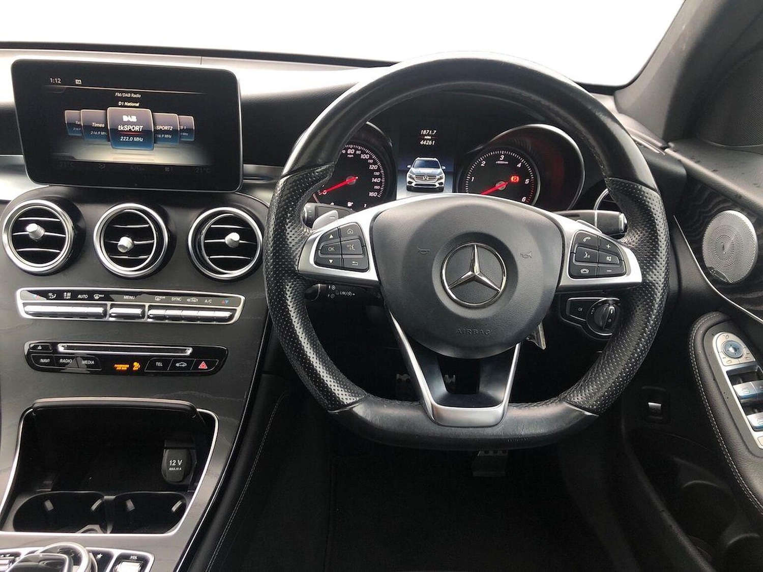 Used Mercedes-Benz GLC 2017 for sale - 76422316: Photo 9