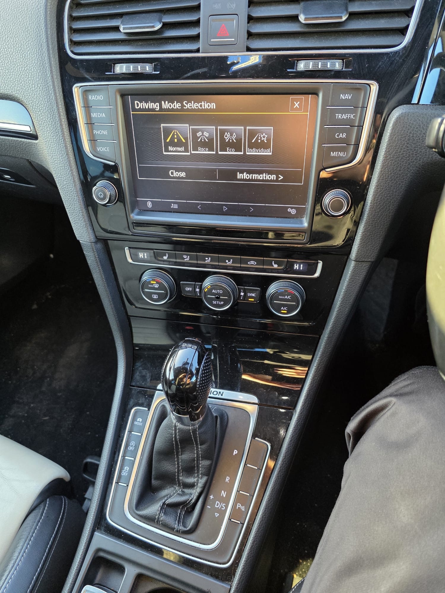 Used Volkswagen Golf 2014 for sale - 77775925: Photo 17