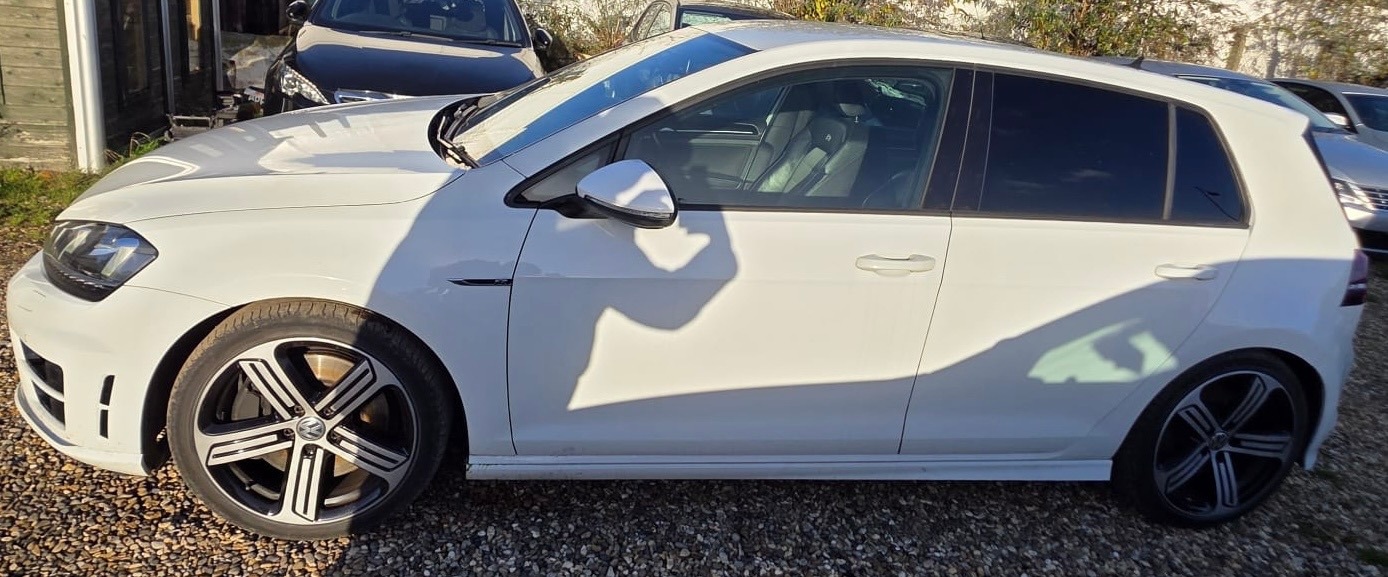 Used Volkswagen Golf 2014 for sale - 77775925: Photo 8