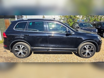Used Volkswagen Touareg 2013 for sale - 77774520: Photo