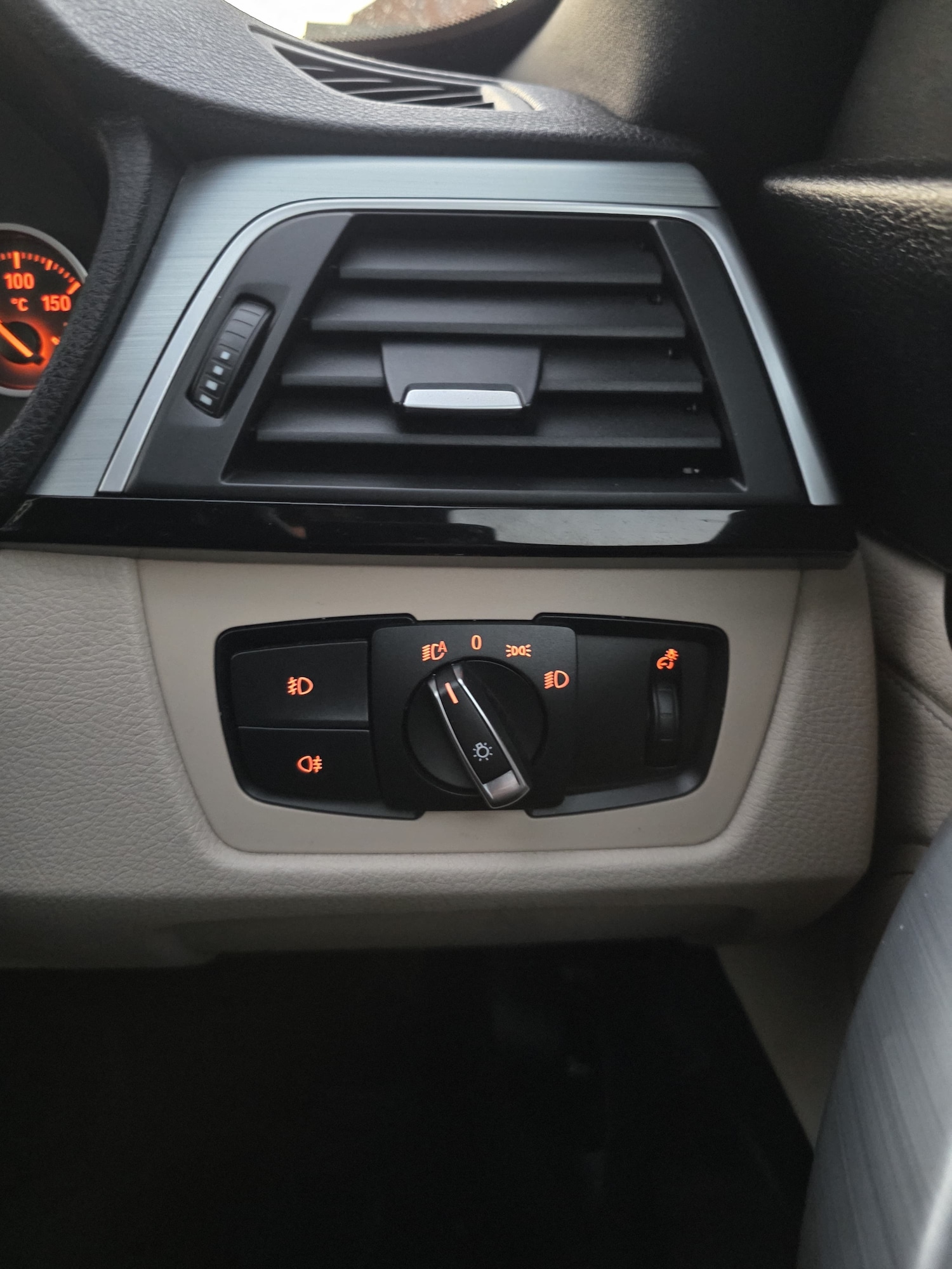 Used BMW 3 Series 2017 for sale - 77784850: Photo 20