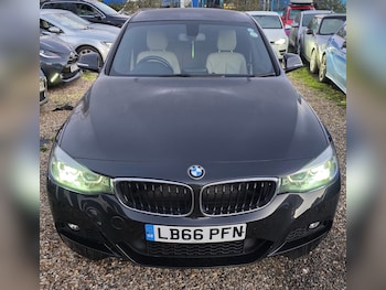 Used BMW 3 Series 2017 for sale - 77784850: Photo