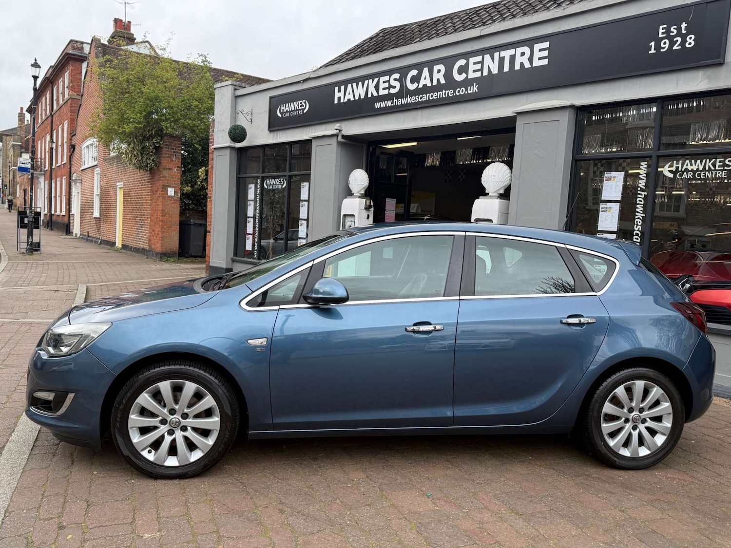 Used Vauxhall Astra 2013 for sale - 78029003: Photo 2