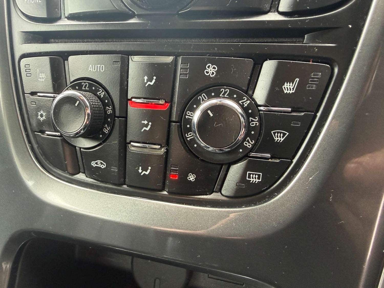 Used Vauxhall Astra 2013 for sale - 78029003: Photo 21