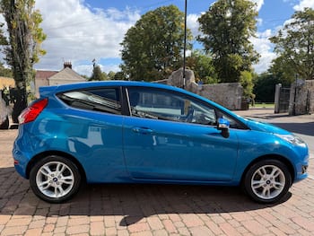 Used Ford Fiesta 2015 for sale - 79738981: Photo